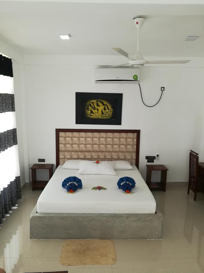 Margosa Lake Resort Anurâdhapura Extérieur photo