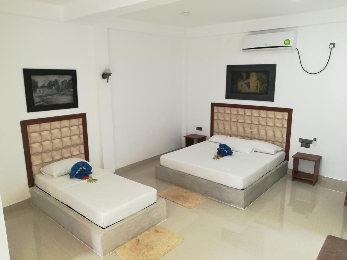 Margosa Lake Resort Anurâdhapura Extérieur photo
