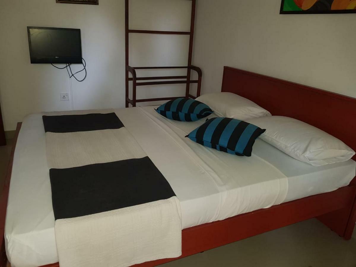 Margosa Lake Resort Anurâdhapura Extérieur photo